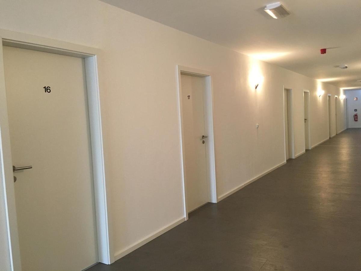 Stundenhotel Krieger Бюрен Экстерьер фото